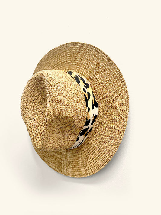 Cruise On Byeee Leopard Banded Natural Straw Hat